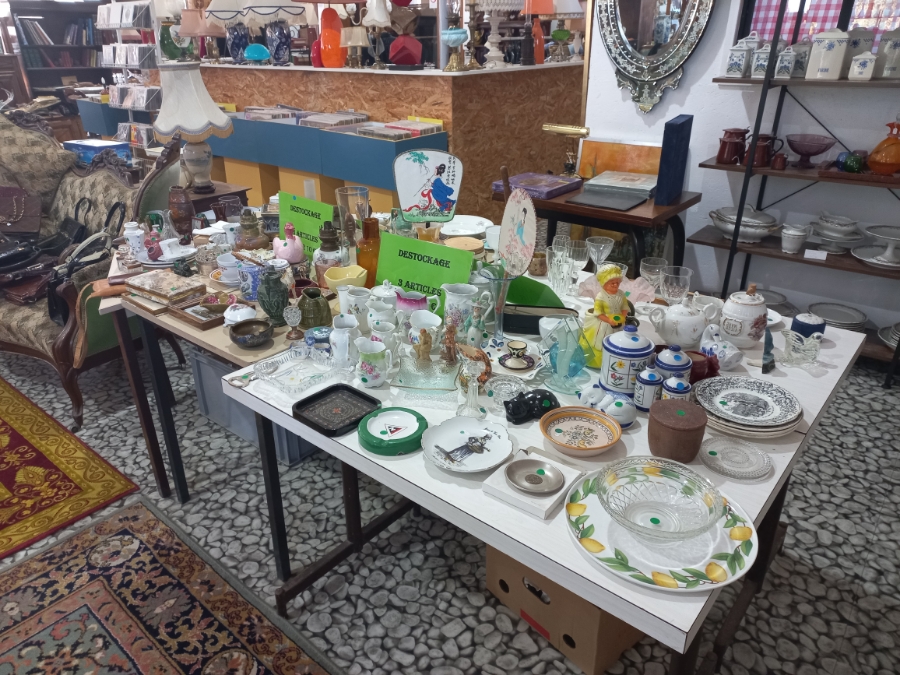 Brocn Laval Brocante Laval BROC N LAVAL 6